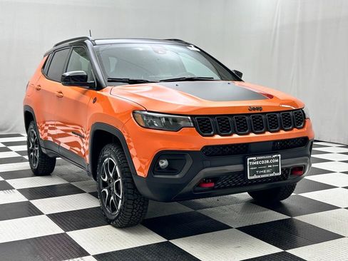 New 2026 Jeep Compass Trailhawk image 2
