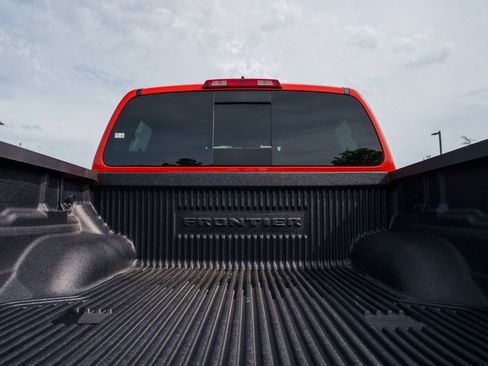 Used 2025 Nissan Frontier Pro-X RWD image 20