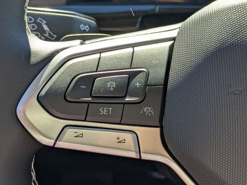 New 2026 Volkswagen Atlas SE FWD image 26