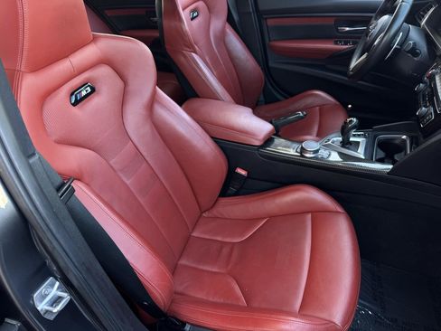 Used 2018 BMW M3 RWD image 24