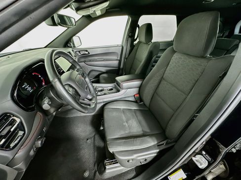 Used 2025 Dodge Durango GT AWD/4WD image 13