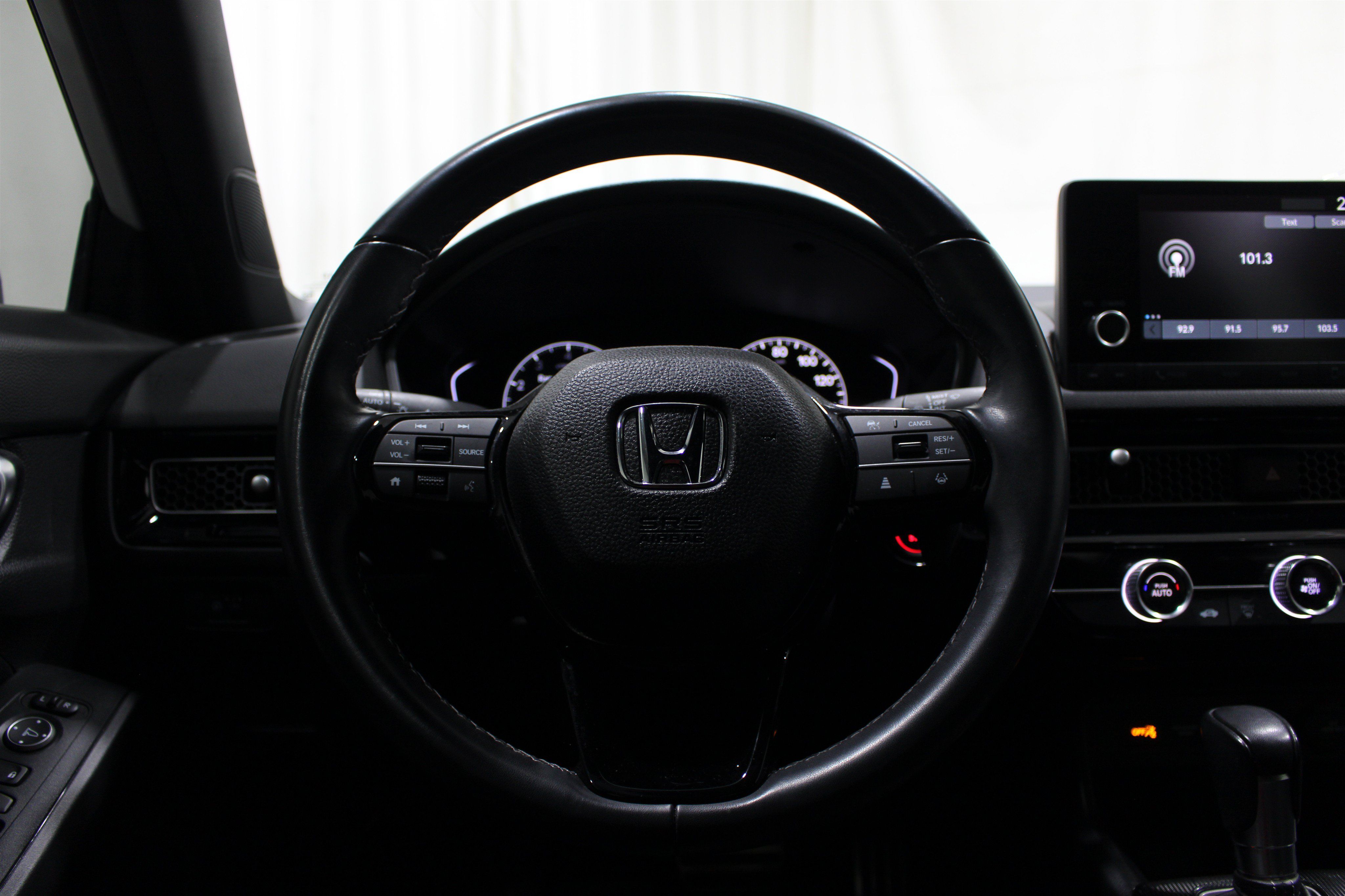Used 2023 Honda Civic Sport image 10