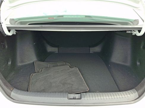 Certified 2023 Honda Accord LX image 28