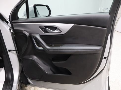 Used 2022 Chevrolet Blazer LT image 22