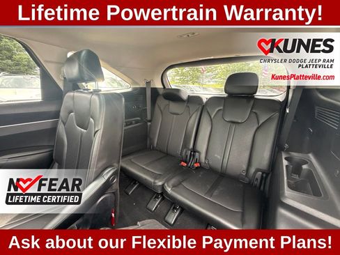 Used 2021 Kia Sorento EX w/ Panoramic Sunroof Package AWD/4WD image 17
