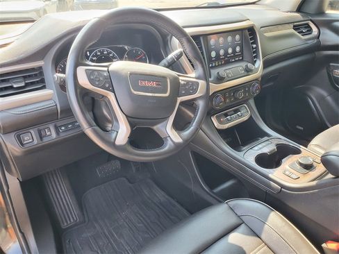Used 2020 GMC Acadia Denali image 12