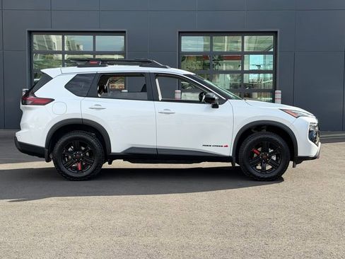 New 2026 Nissan Rogue SV AWD/4WD image 7
