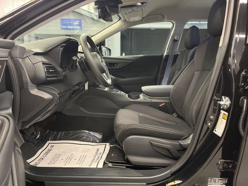 Used 2025 Subaru Outback w/ Popular Package #1A image 10
