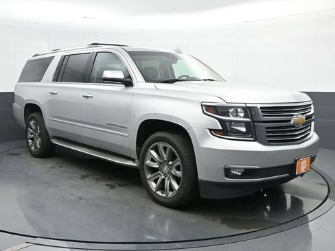 Used 2016 Chevrolet Suburban LTZ RWD image 1