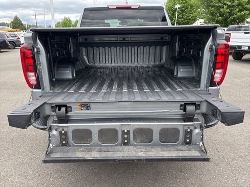 Used 2024 GMC Sierra 1500 Elevation w/ LPO, Elevation Black Package AWD/4WD image 36
