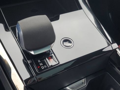 New 2026 Land Rover Range Rover Sport Dynamic SE AWD/4WD image 23