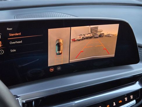 Certified 2024 Cadillac Lyriq Luxury w/ Nappa Leather Package image 20