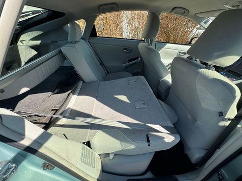 Used 2014 Toyota Prius Three image 13