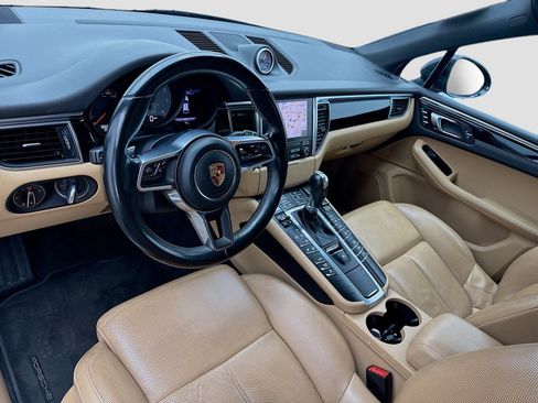 Used 2017 Porsche Macan S AWD/4WD image 7