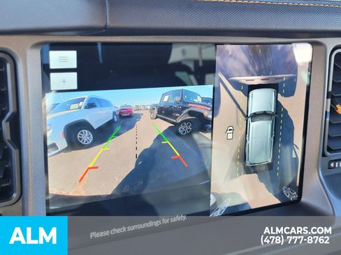 Used 2024 Ford Bronco Badlands image 21