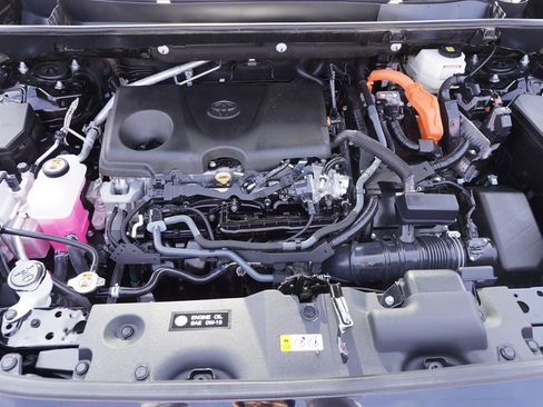 Certified 2025 Toyota RAV4 XLE AWD/4WD image 23