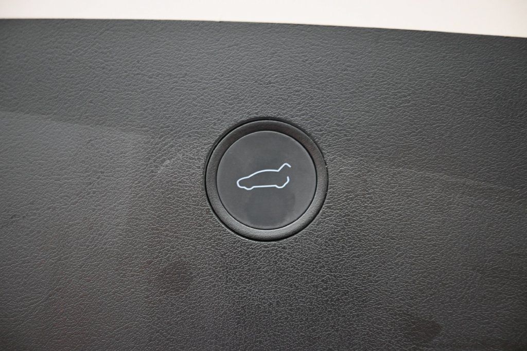 Used 2021 Tesla Model X Long Range AWD/4WD image 15
