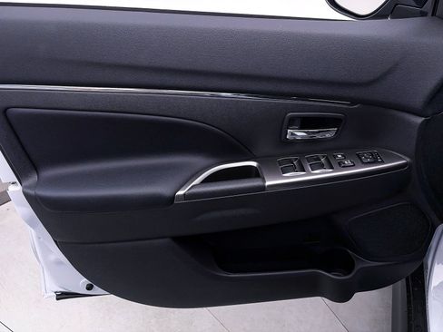 New 2026 Mitsubishi Outlander Sport SE AWD/4WD image 7