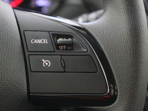 Used 2025 Mitsubishi Eclipse Cross ES image 18