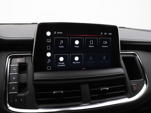 Used 2022 GMC Yukon SLE w/ Gmc Pro Safety Plus Package image 21