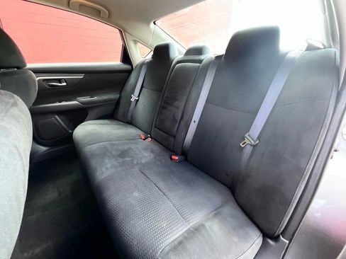Used 2015 Nissan Altima 2.5 SV FWD image 12