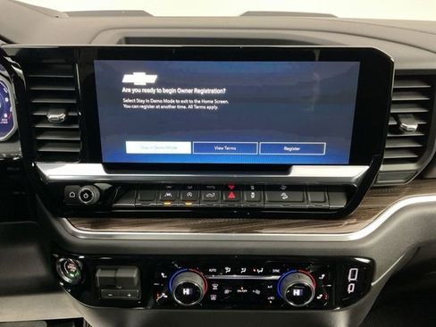 New 2026 Chevrolet Silverado 1500 LT Trail Boss w/ LPO, Dark Essentials Package image 15