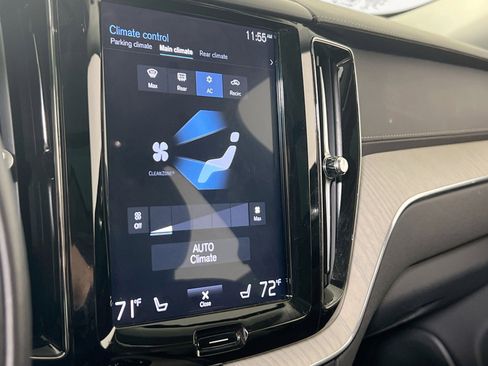 Used 2020 Volvo XC60 T5 Inscription image 16