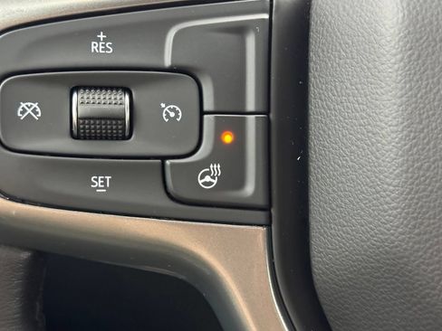 Used 2020 Chevrolet Silverado 1500 LT w/ All-Star Edition AWD/4WD image 22