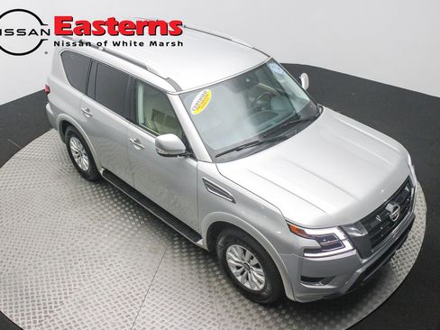 Used 2024 Nissan Armada SV image 3