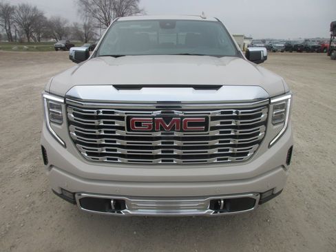 New 2026 GMC Sierra 1500 Denali image 12