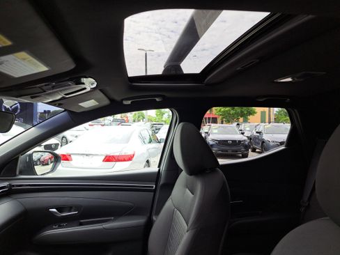 Used 2023 Hyundai Santa Cruz SEL w/ Activity Package image 11