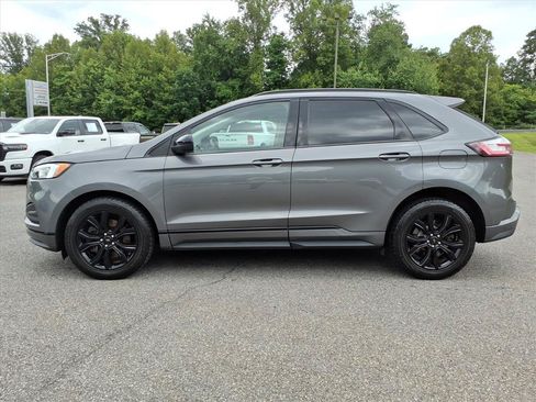 Used 2022 Ford Edge SE w/ Black Appearance Package AWD/4WD image 5