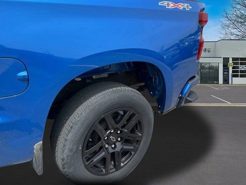 Used 2022 Chevrolet Silverado 1500 RST w/ Max Trailering Package AWD/4WD image 6