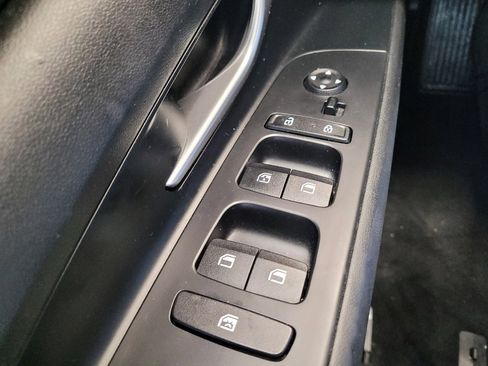 Used 2022 Hyundai Elantra SEL w/ Convenience Package FWD image 27