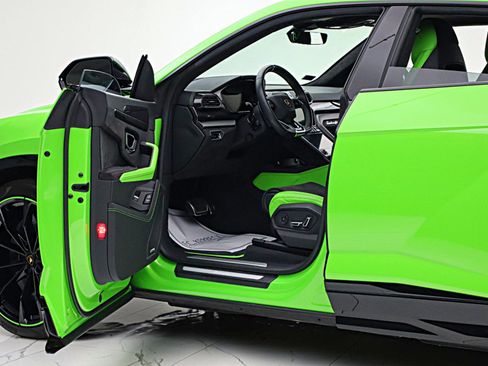 Used 2021 Lamborghini Urus AWD/4WD image 7
