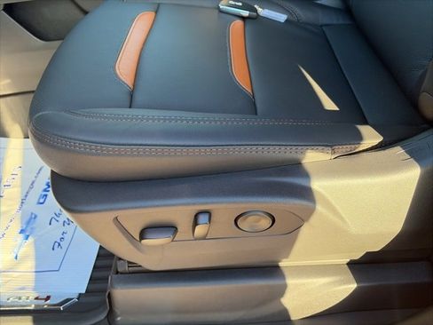 New 2026 GMC Sierra 2500 AT4 w/ AT4 Premium Plus Package image 18