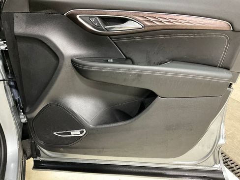 Used 2023 Buick Envision Avenir AWD/4WD image 24