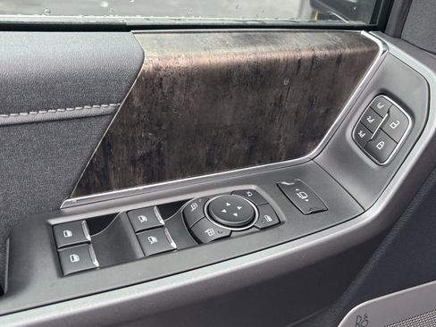 New 2026 Ford F350 Lariat w/ Chrome Package image 17