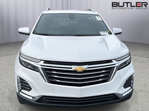 Used 2023 Chevrolet Equinox Premier image 3
