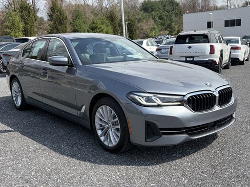 Used 2021 BMW 540i xDrive w/ Executive Package AWD/4WD image 3