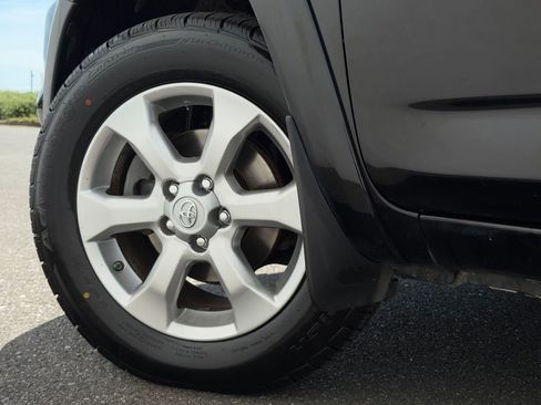 Used 2012 Toyota RAV4 Limited w/ Premium Plus Value Pkg AWD/4WD image 32