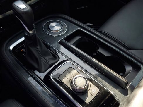 Certified 2023 Nissan Armada SL w/ Midnight Edition Package image 27