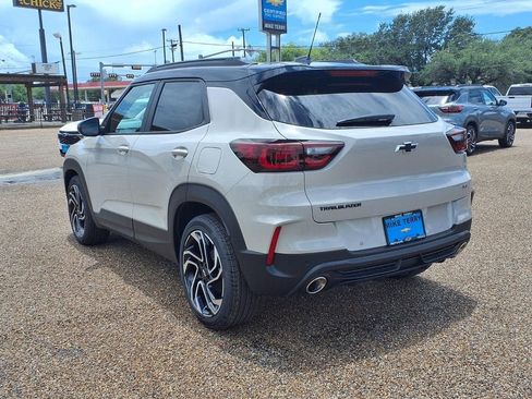 New 2026 Chevrolet TrailBlazer RS w/ Convenience Package FWD image 4