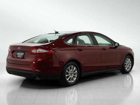 Used 2015 Ford Fusion S image 5