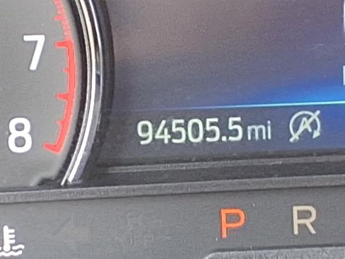 Used 2021 Ford Explorer XLT w/ Equipment Group 202A image 19