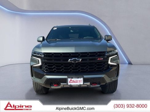 Used 2024 Chevrolet Tahoe Z71 w/ Z71 Off-Road Package AWD/4WD image 8