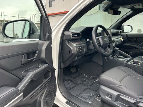 New 2026 Toyota Tacoma SR5 image 9