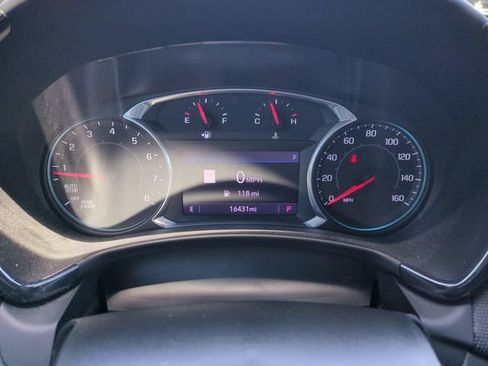 Used 2022 Chevrolet Equinox RS w/ RS Leather Package FWD image 33