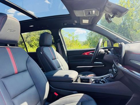 Used 2024 Chevrolet Traverse RS w/ LPO, Floor Liner Package image 22