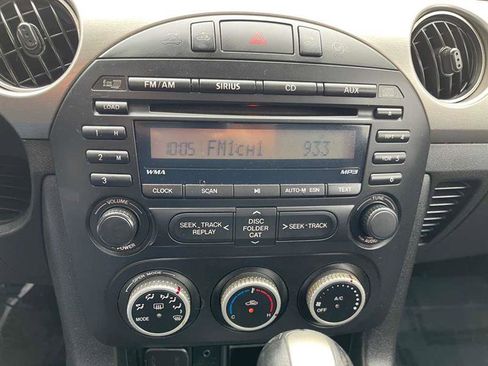 Used 2012 MAZDA MX-5 Miata Touring w/ Appearance Pkg image 15